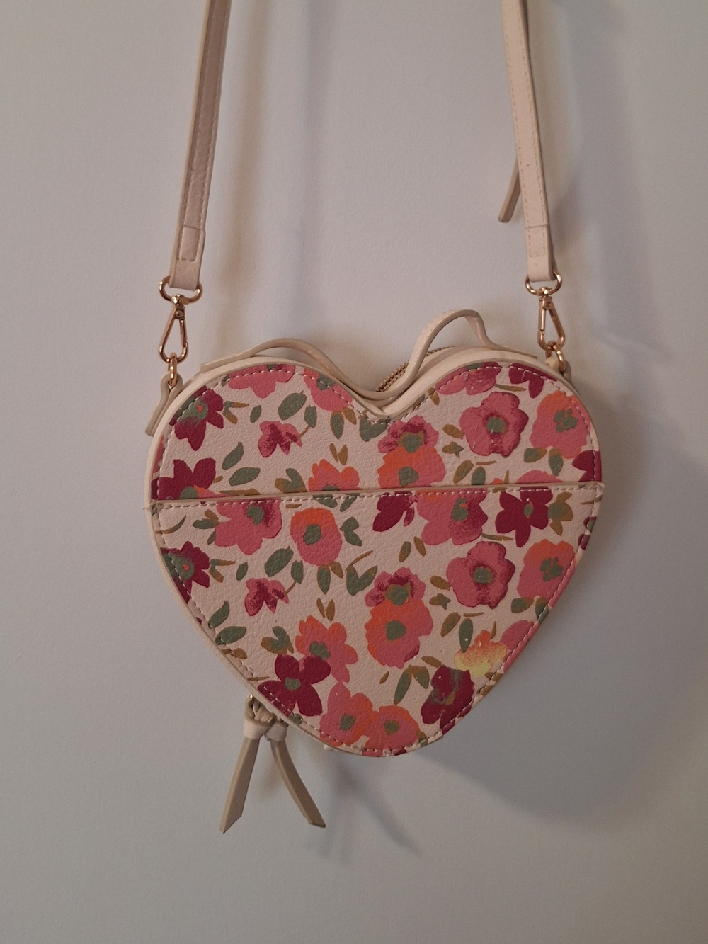 Lauren Conrad Heart-Shaped Floral Crossbody Bag - Cream and Pink - Picture 3 of 9